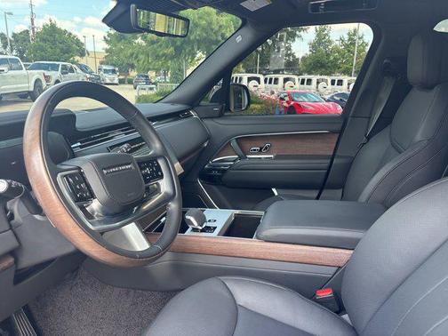 2024 Land Rover Range Rover P400 SE