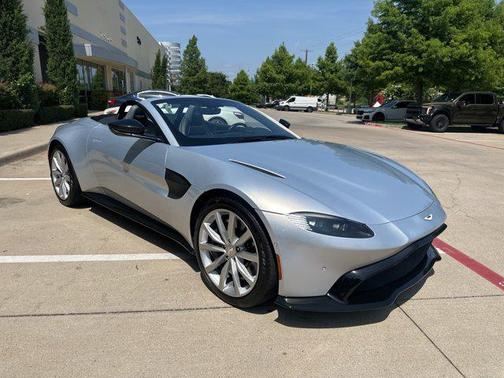 2021 Aston Martin Vantage Roadster