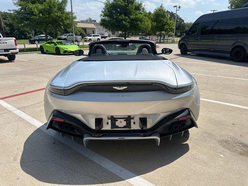 2021 Aston Martin Vantage Roadster
