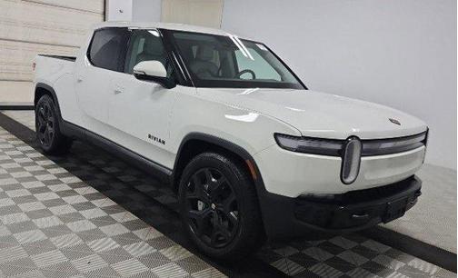 2025 Rivian R1T Adventure Package Dual Motor Large Battery 22' Sport Wheels