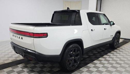 2025 Rivian R1T Adventure Package Dual Motor Large Battery 22' Sport Wheels