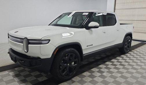 2025 Rivian R1T Adventure Package Dual Motor Large Battery 22' Sport Wheels