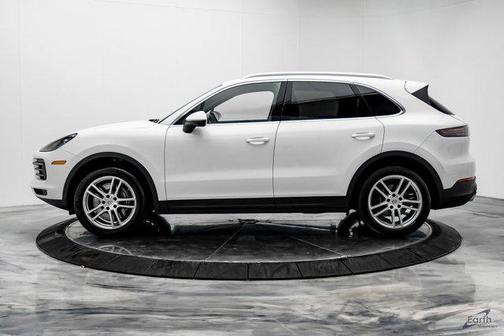 2023 Porsche Cayenne S