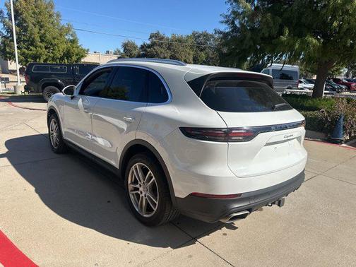 2023 Porsche Cayenne S