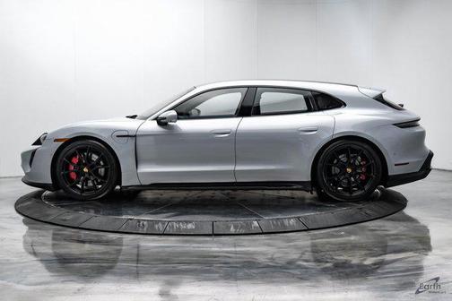 2023 Porsche Taycan GTS