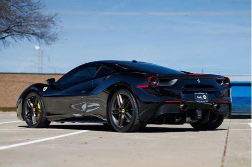 2017 Ferrari 488 GTB Coupe