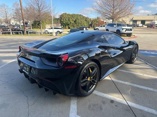 2017 Ferrari 488 GTB Coupe