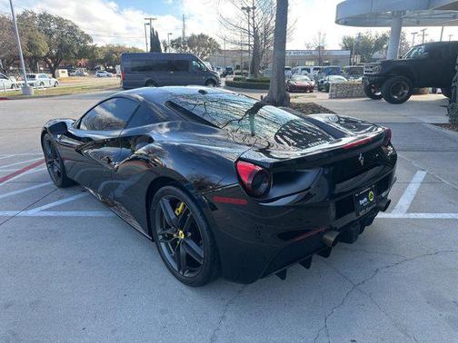 2017 Ferrari 488 GTB Coupe