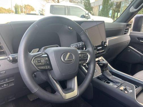 2025 Lexus GX 550 Luxury+