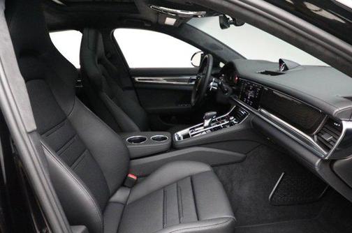 2021 Porsche Panamera Turbo S