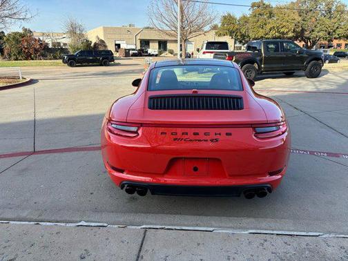 2018 Porsche 911 Carrera 4S