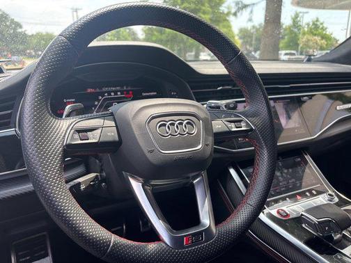 2022 Audi RS Q8 4.0T