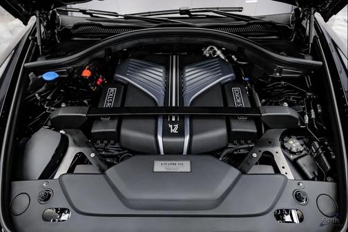 Black Diamond 2026 Rolls-Royce Cullinan Black Badge Starlight