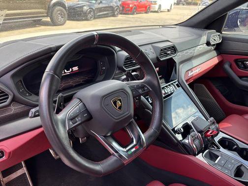 2022 Lamborghini Urus Park Assist 23' Taigete Wheels Full Power Seats Pano Roof