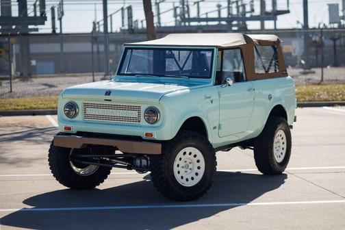 Seafoam Green 1968 International Scout 800 STUNNING Restomod!!!