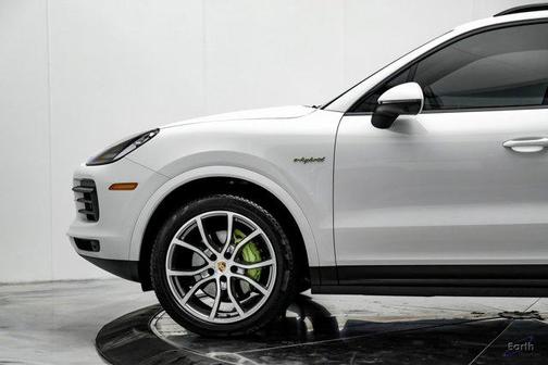 2023 Porsche Cayenne Cayenne