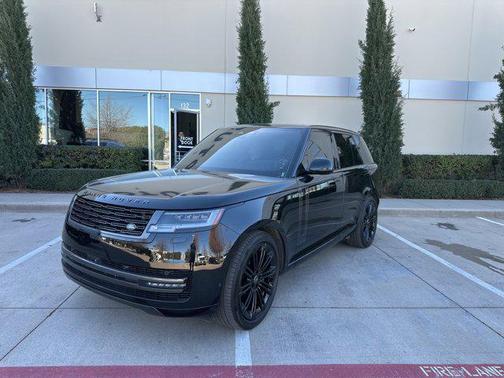 2025 Land Rover Range Rover P530 SE