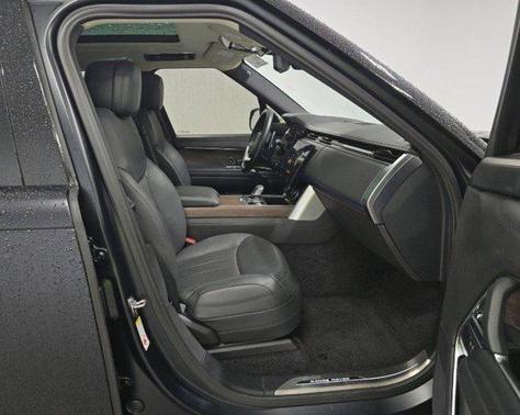 2025 Land Rover Range Rover P530 SE