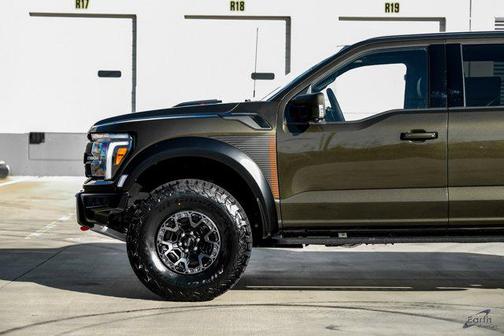 2025 Ford F-150 Raptor R