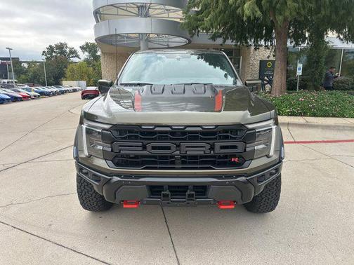 2025 Ford F-150 Raptor R