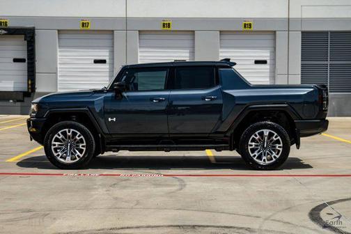 Graphite Blue Metallic 2025 GMC HUMMER EV Pickup 3X