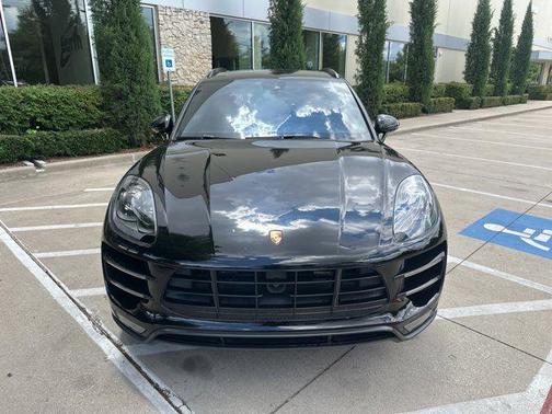 2016 Porsche Macan Turbo