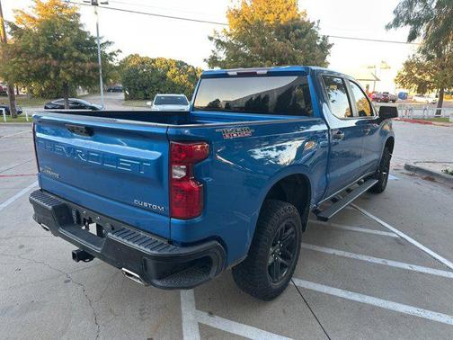 2022 Chevrolet Silverado 1500 Custom Trail Boss