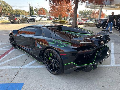 2021 Lamborghini Aventador SVJ Roadster