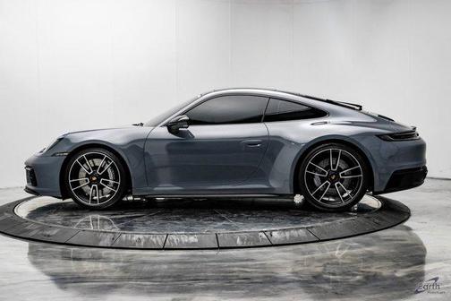 2024 Porsche 911 Carrera GTS