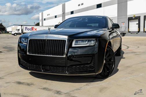 2022 Rolls-Royce Ghost SHOOTING STAR HEADLINER LOUNGE SEATING PICNIC TABLES