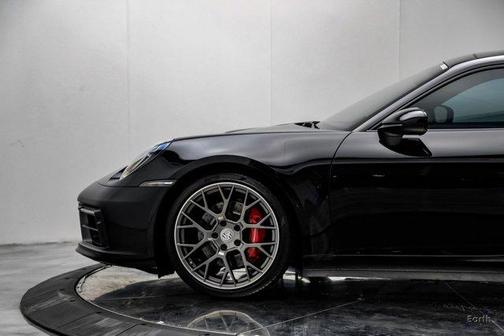 2020 Porsche 911 Carrera 4S