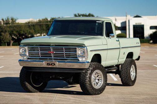 1967 Ford F100 Base
