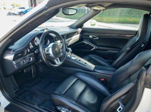 2016 Porsche 911 Turbo S