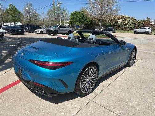 2022 Mercedes-Benz AMG SL 63 Base