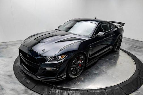 2021 Ford Shelby GT500 Base