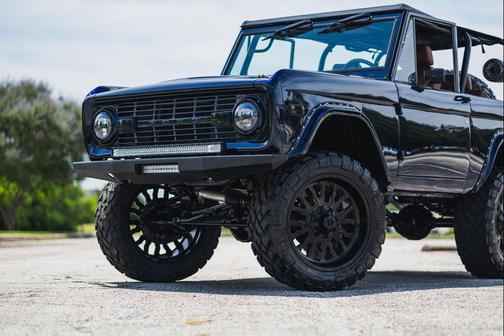Purple 1974 Ford Bronco Custom Stunning Build!