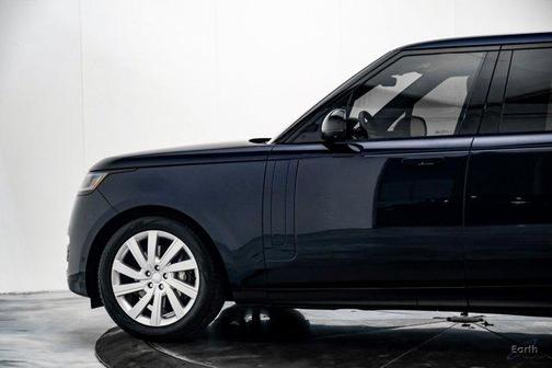 2023 Land Rover Range Rover P400 SE