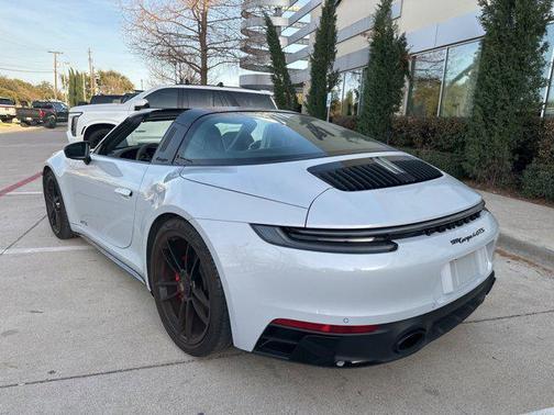 2024 Porsche 911 Targa 4 GTS