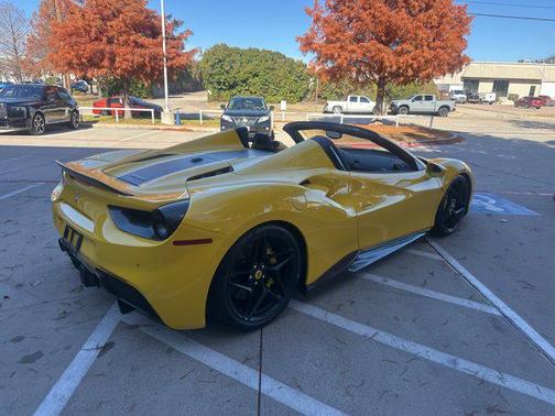 2018 Ferrari 488 Spider Base