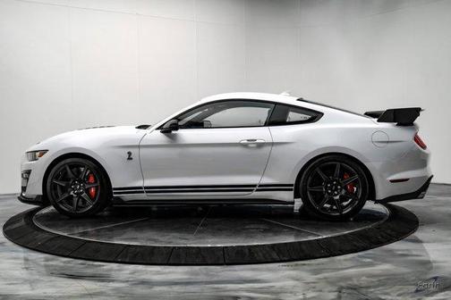2021 Ford Shelby GT500 Base