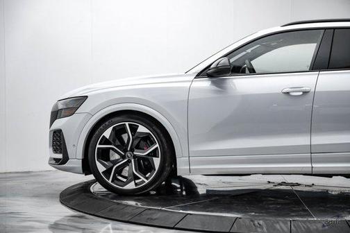 2023 Audi RS Q8 4.0T