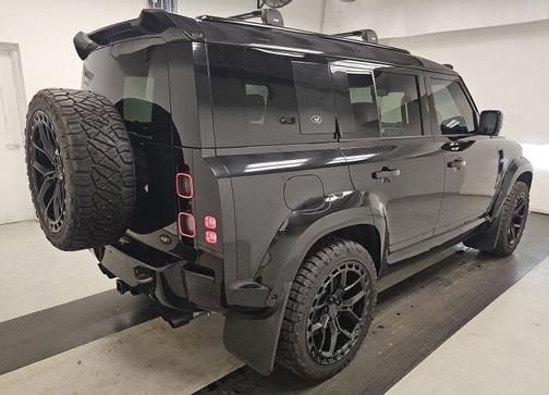 Santorini Black Metallic 2022 Land Rover Defender 110 V8
