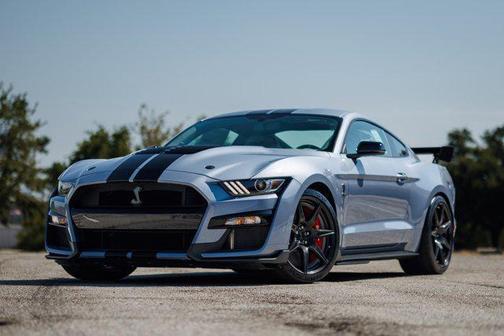 2022 Ford Shelby GT500 Base