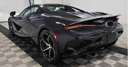 2024 McLaren 750S Spider