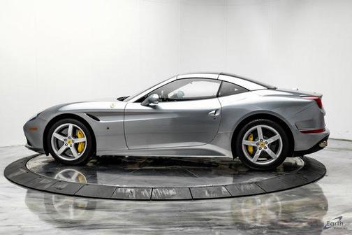 2016 Ferrari California T