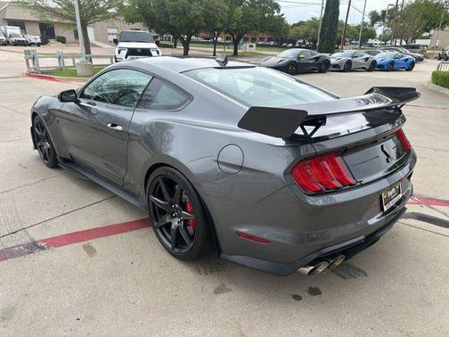 2021 Ford Shelby GT500 Base