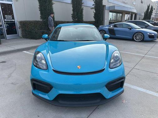 2020 Porsche 718 Cayman GT4