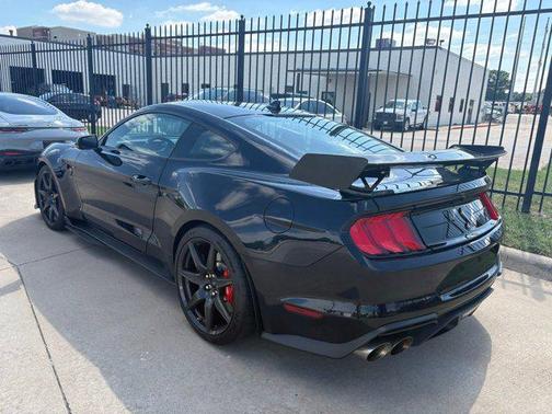 Antimatter Blue Metallic 2021 Ford Shelby GT500 Base