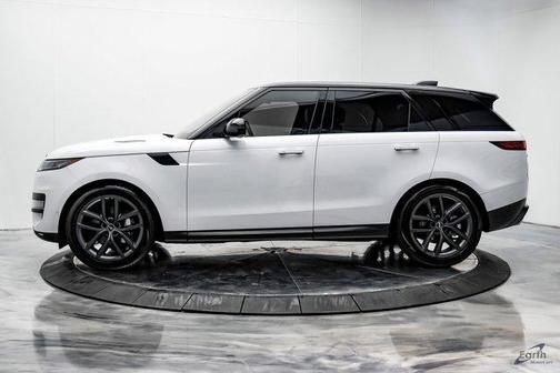 2024 Land Rover Range Rover Sport SE