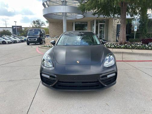 2018 Porsche Panamera Turbo
